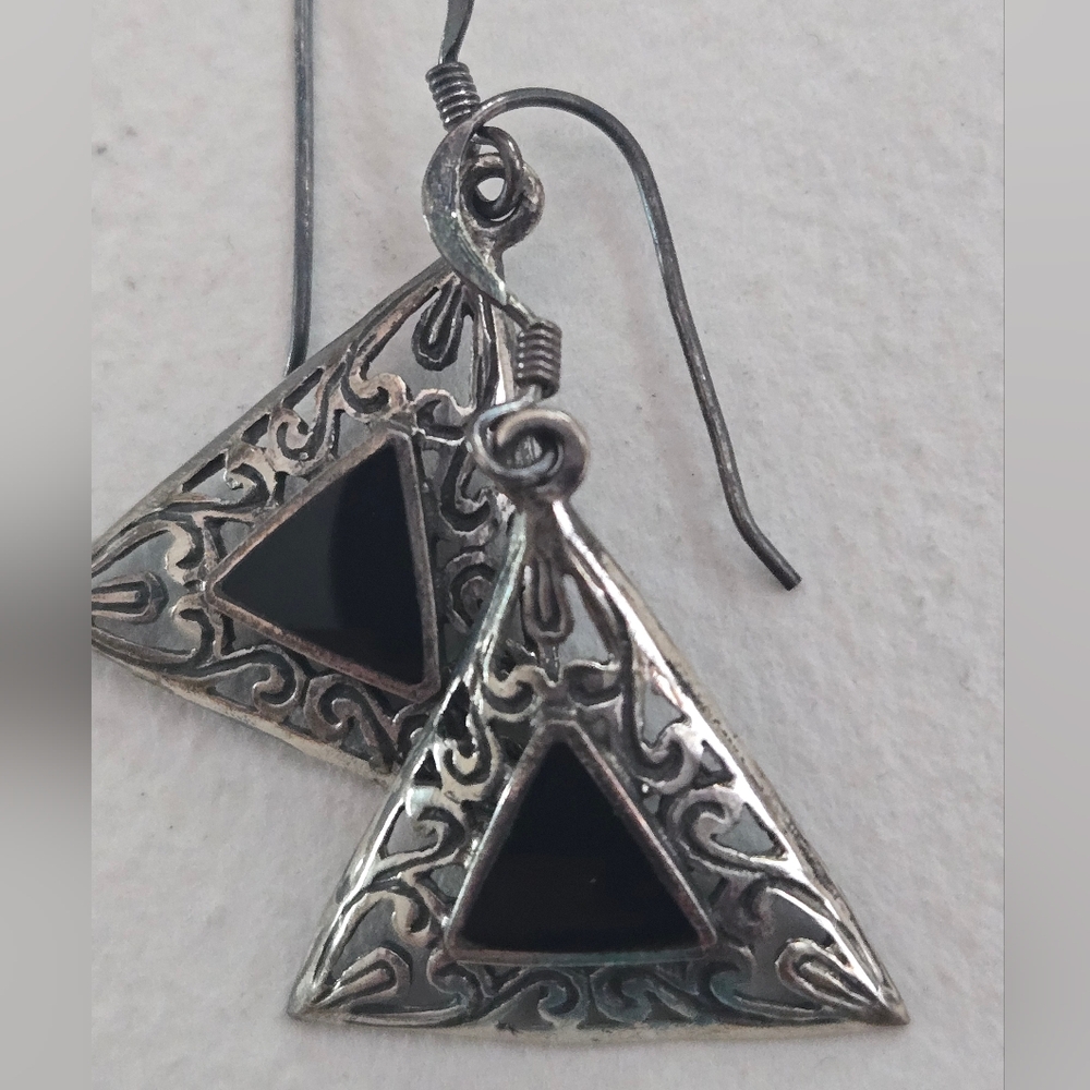 NEW💫Sterling Silver Onyx Filagree Earrings